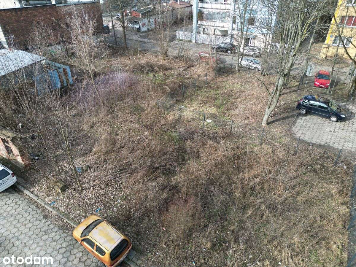 Teren z Pnb koło Manufaktury-3