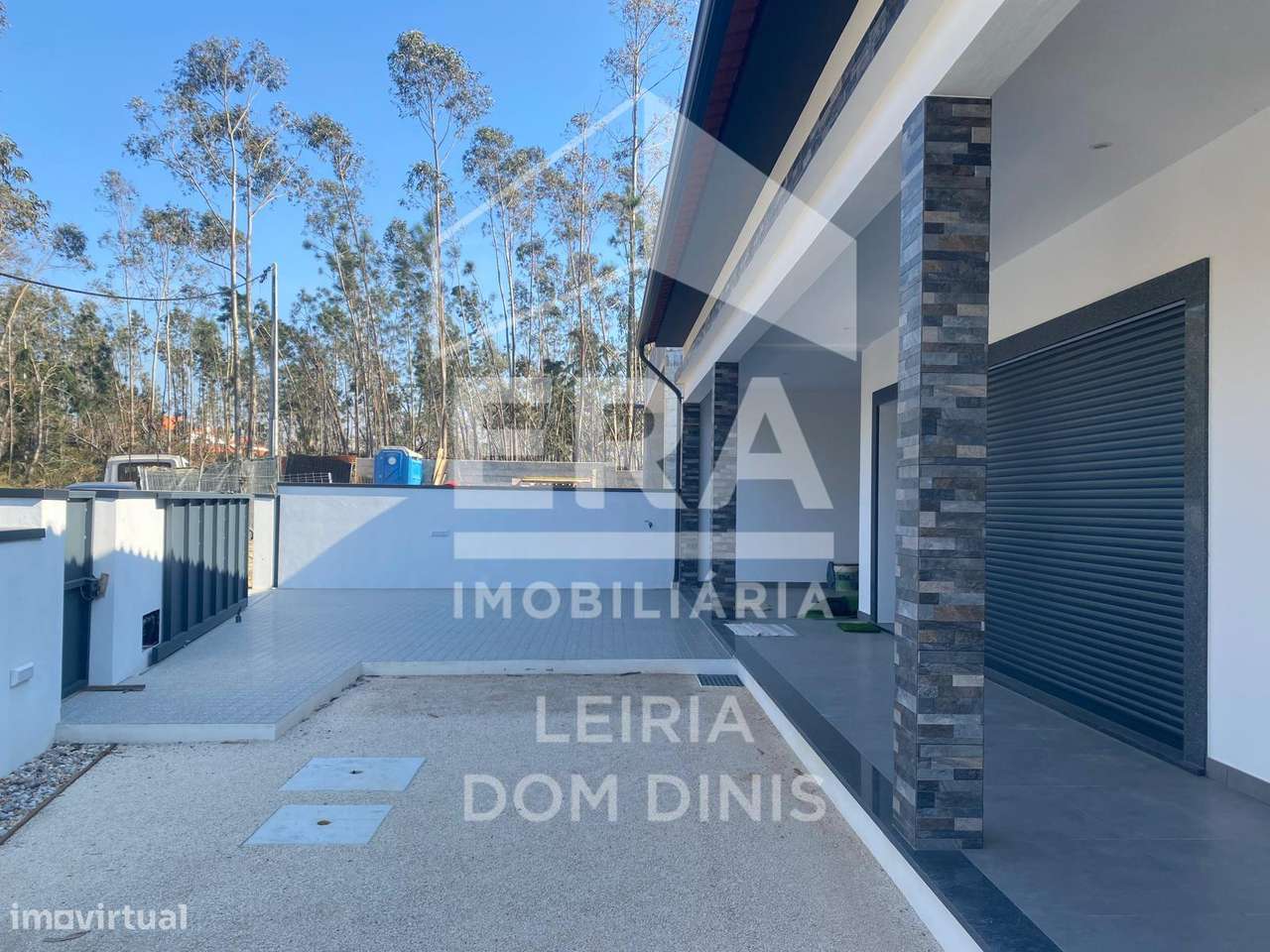 Moradia T3 Nova em Leiria-2