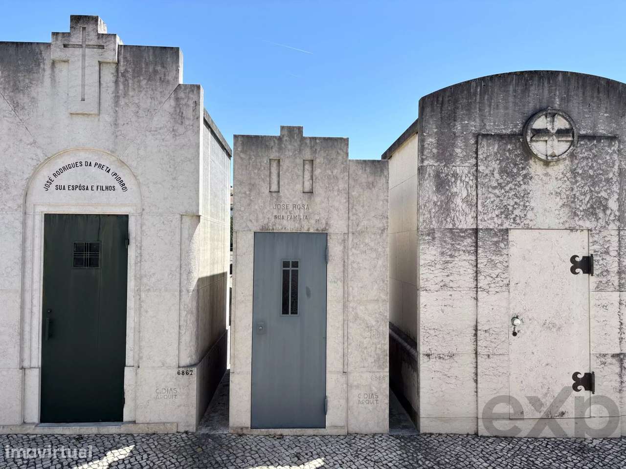 Jazigo à Venda - "Cemitério dos Prazeres - Lisboa-1