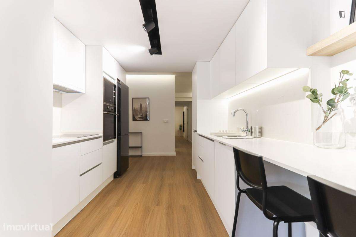 Quarto - localizado em Entrecampos Lisbon - Grande imagem: 5/35