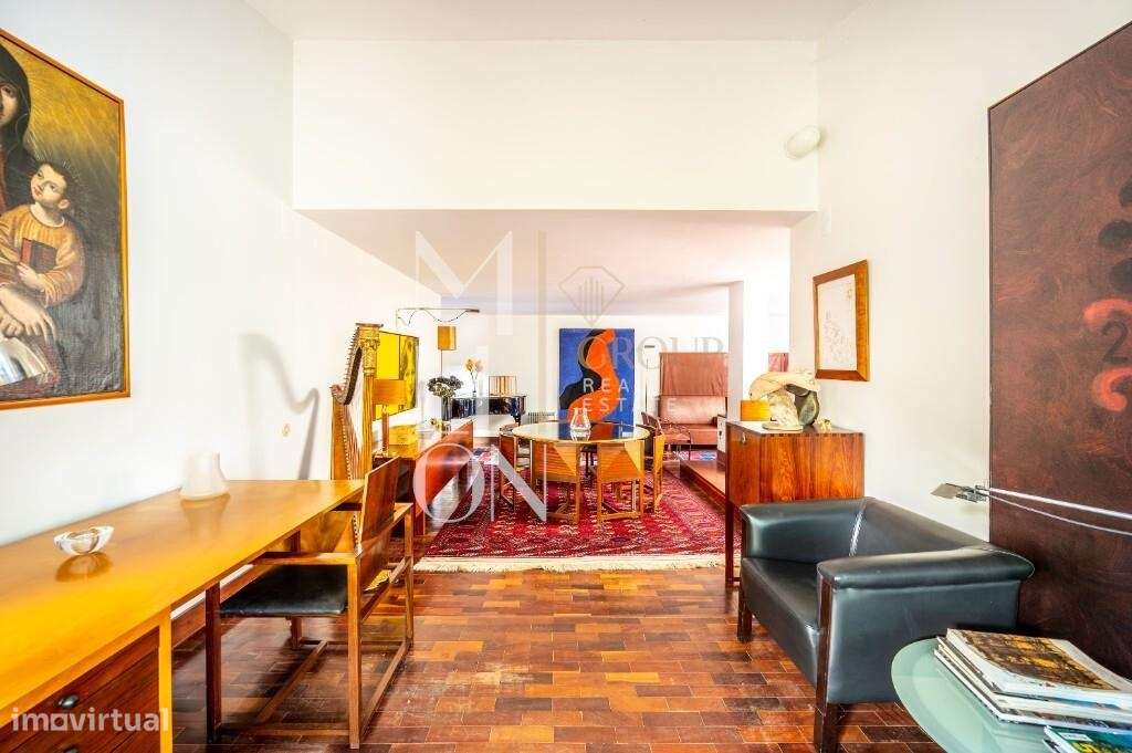 Moradia projetada pelo Arquiteto Siza Vieira, em Matosinhos-12