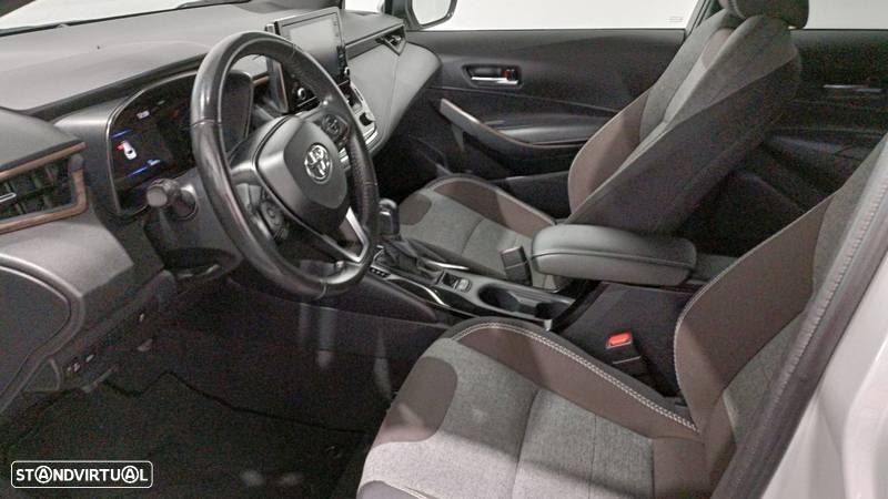 Toyota Corolla Touring Sports 1.8 Hybrid Trek - 12