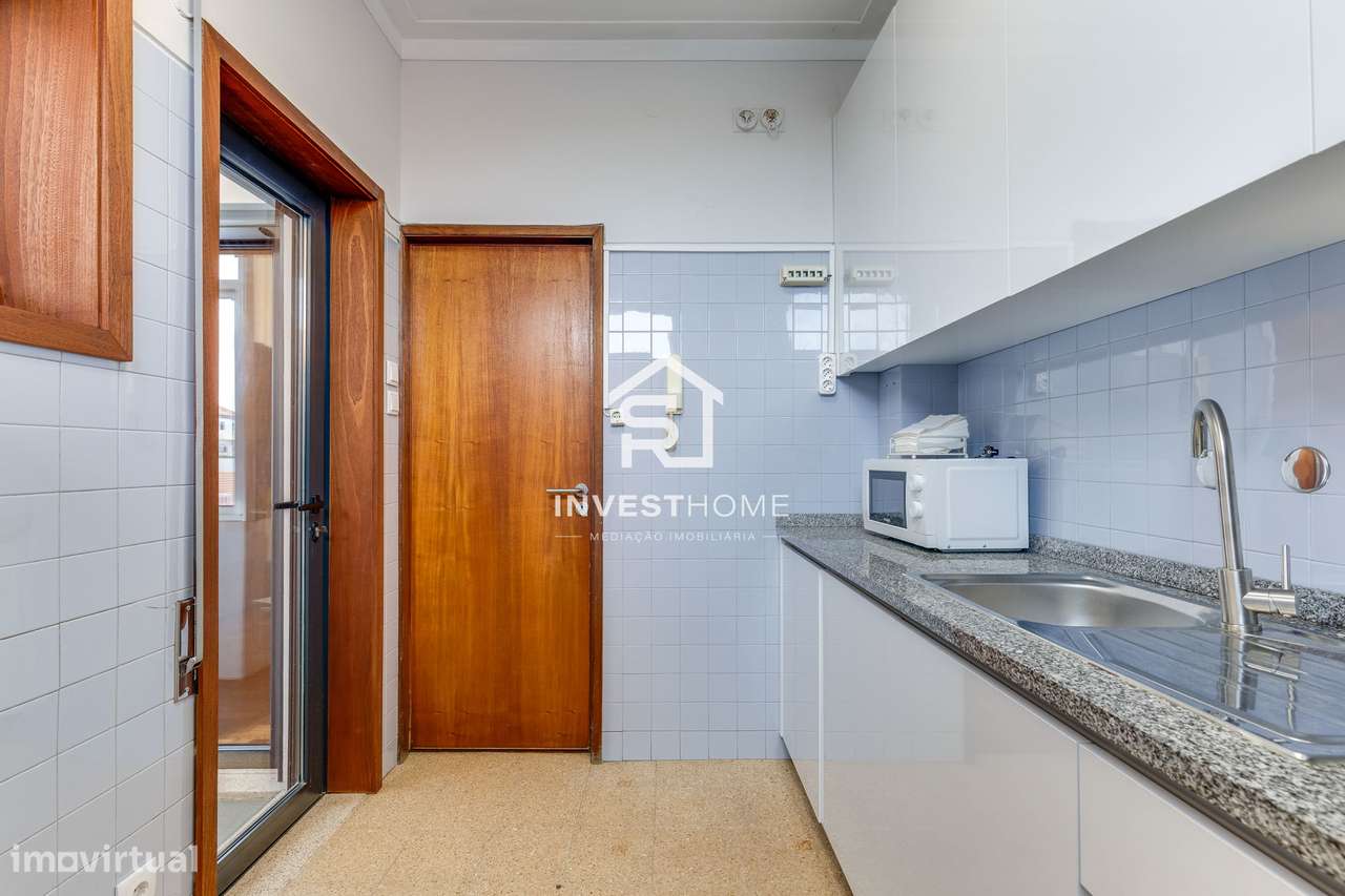 Prédio | 4 Apartamentos T2 | Licença AL ativa | Porto-33