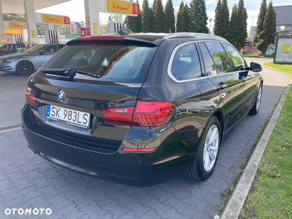 BMW Seria 5 520d xDrive - 1