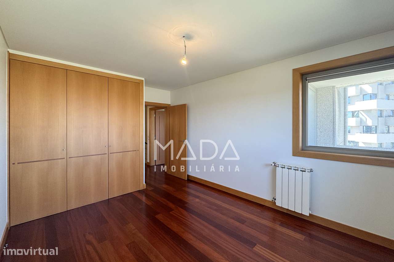 Apart. T4 duplex de luxo na zona da Exponor em Matosinhos, Porto-33