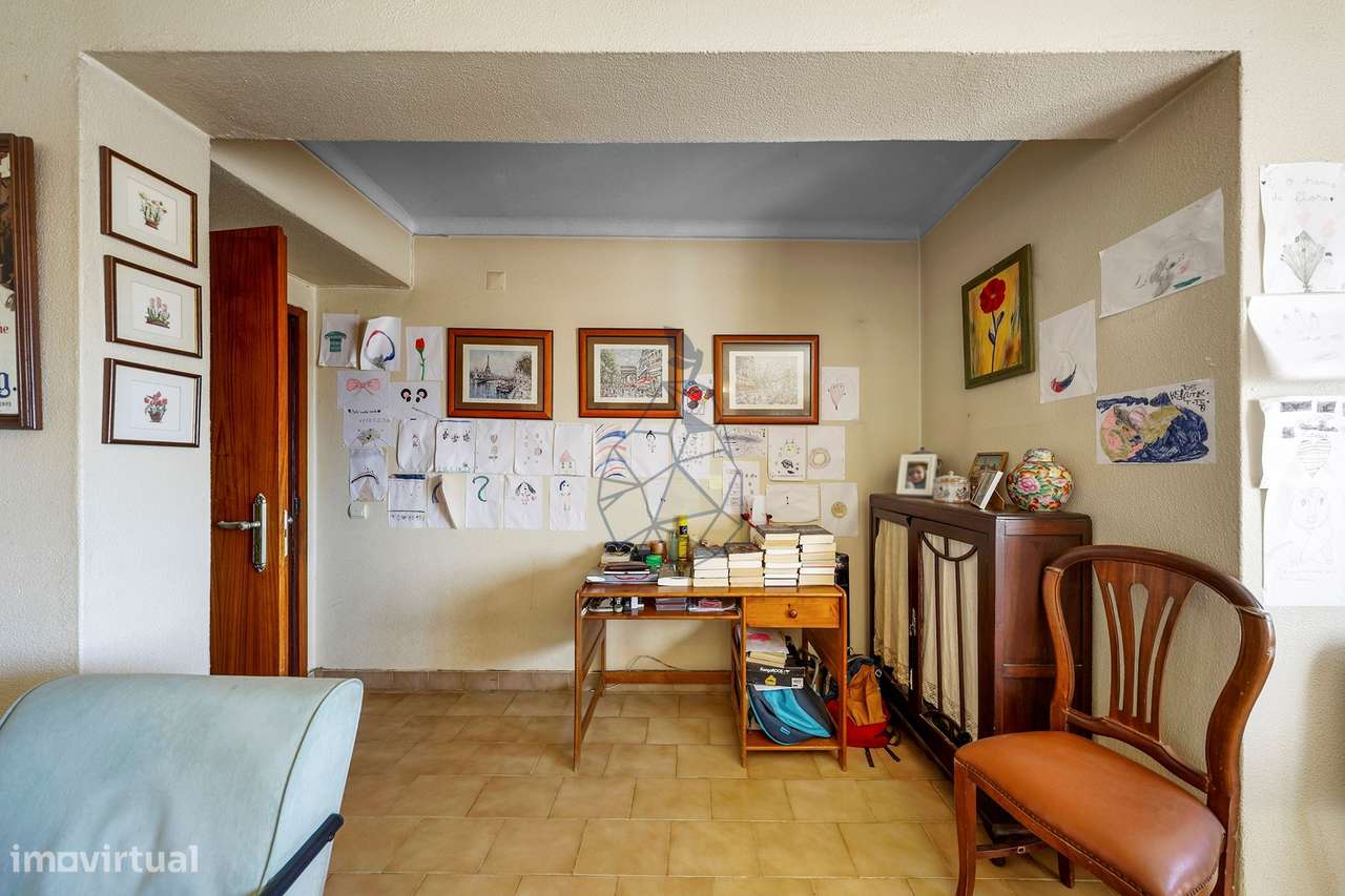 Apartamento T3 com exposição solar nascente /sul em Portimão-10