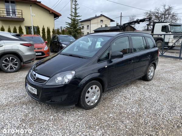 Opel Zafira 1.8 Sport - 25