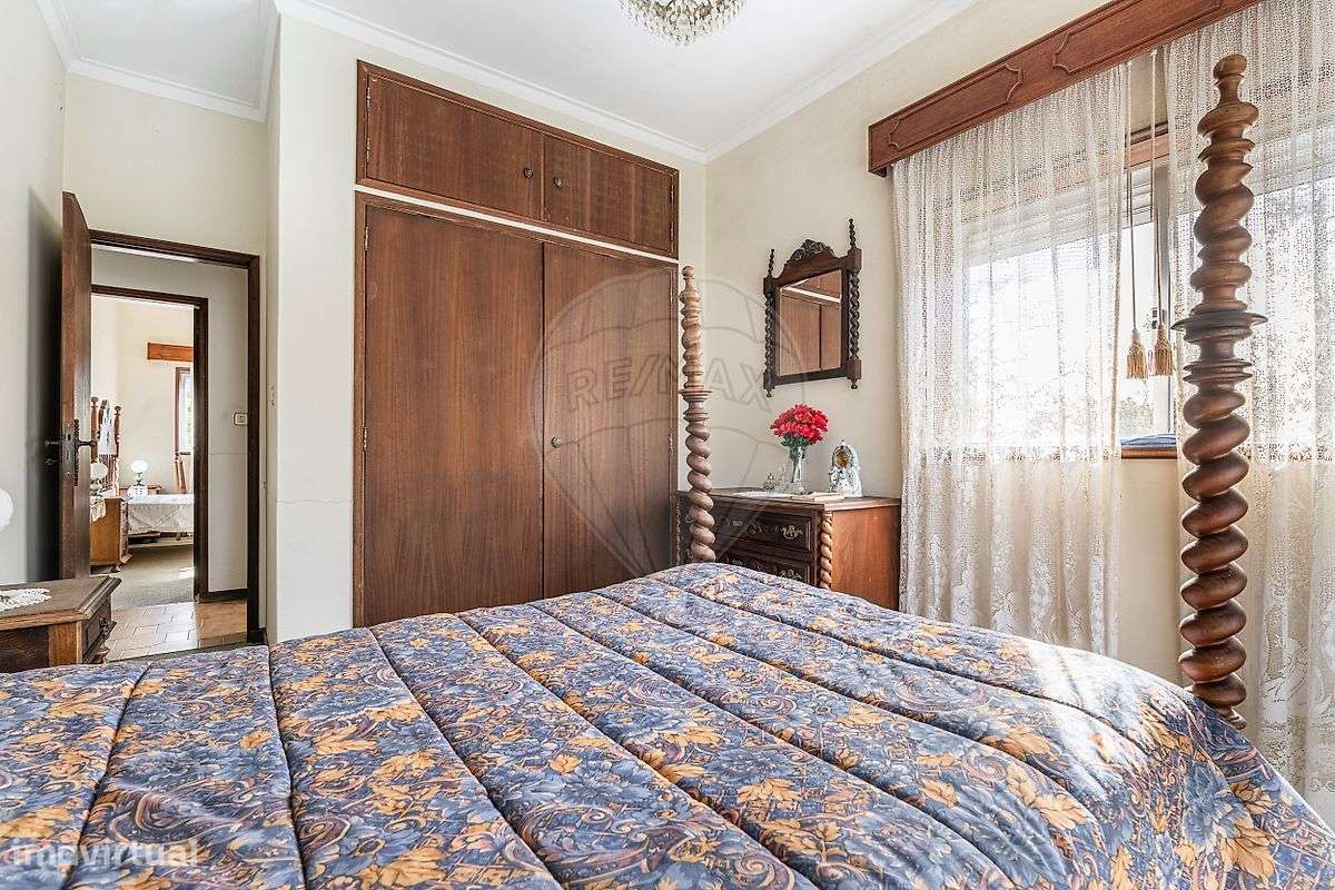Moradia T4 para venda-40
