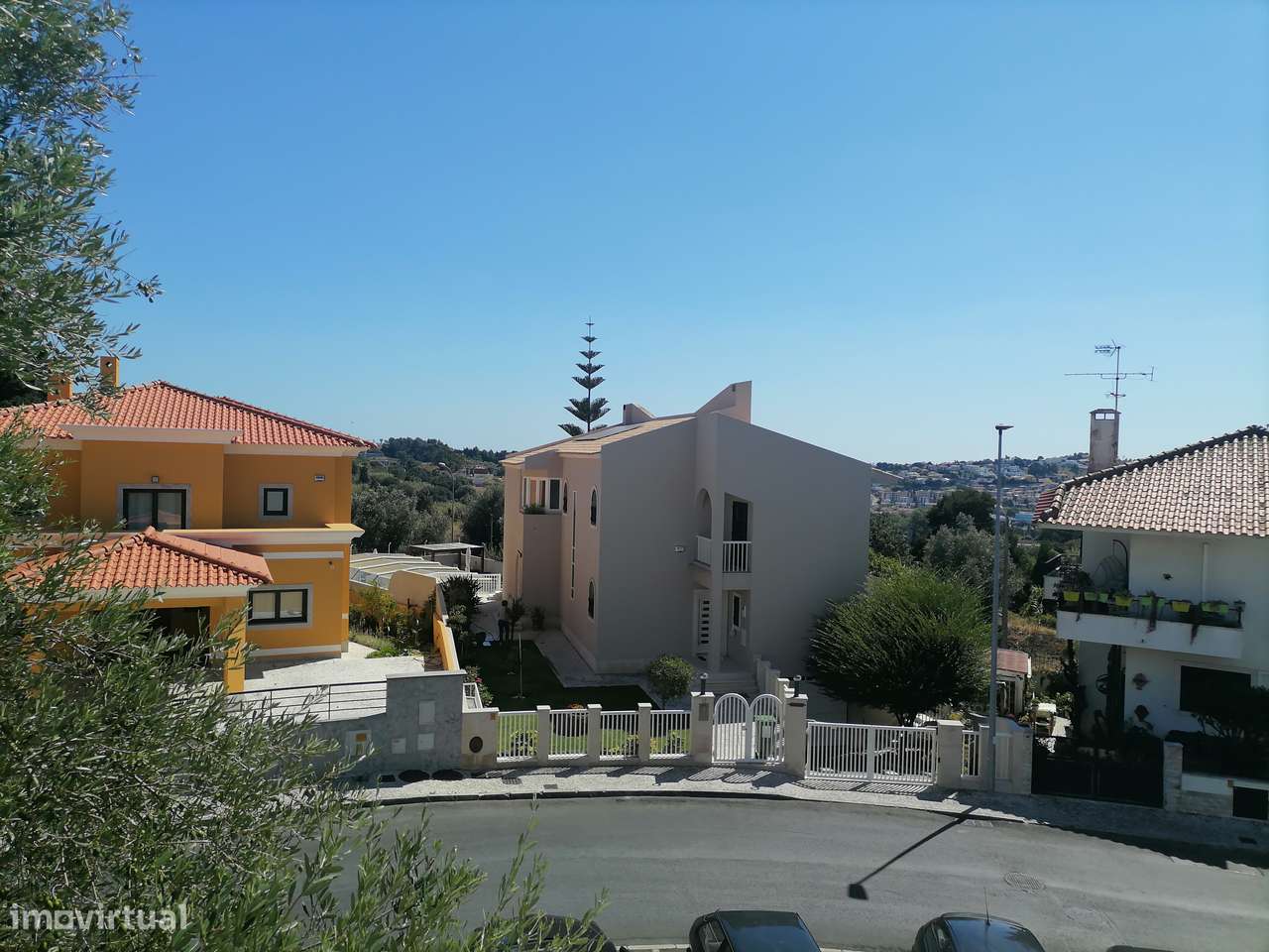 T3 Oeiras, Centro de Queijas, Parqueamento e Arrecadação.-44