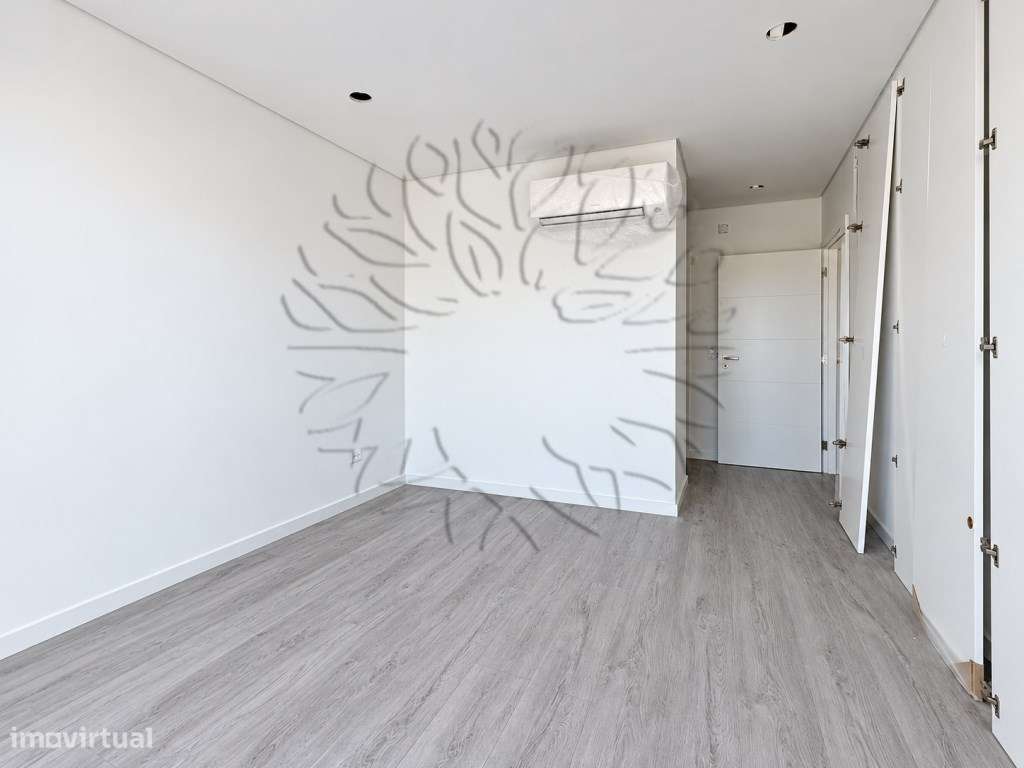 Duplex Novo com Amplos Terraços, Suite, Cozinha em Open Space-26