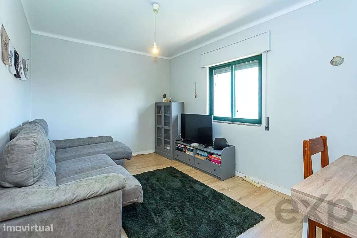 T2+1 em Santa Luzia – Andar de Moradia a passos da Ria Formosa - Grande imagem: 4/40