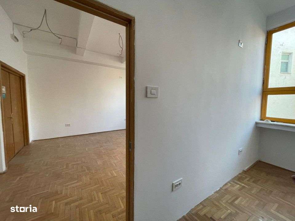 Spatiu birou - ultracentral - langa Primaria Mun. Targu Jiu - Imagine principală: 4/8