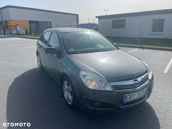 Opel Astra - 2