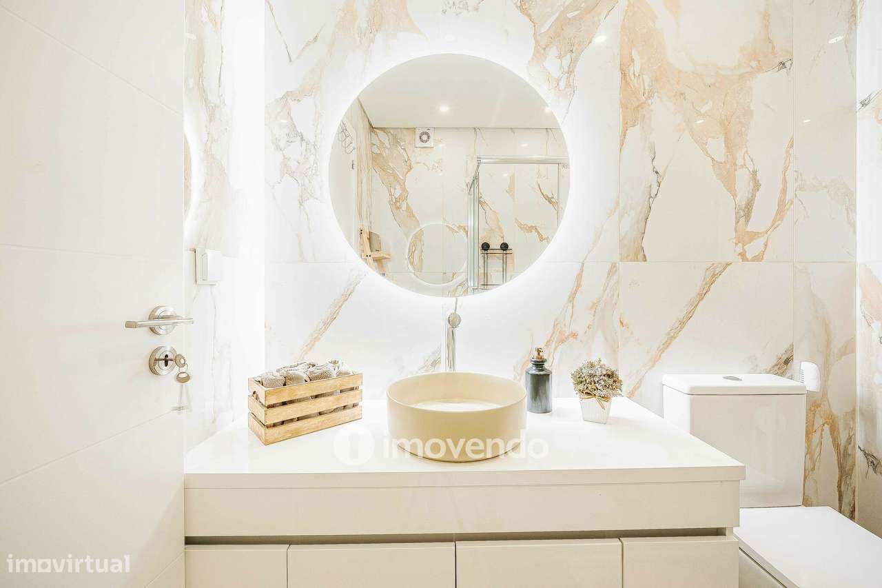 Apartamento T2 totalmente remodelado, com cozinha equipada, em Belas-32