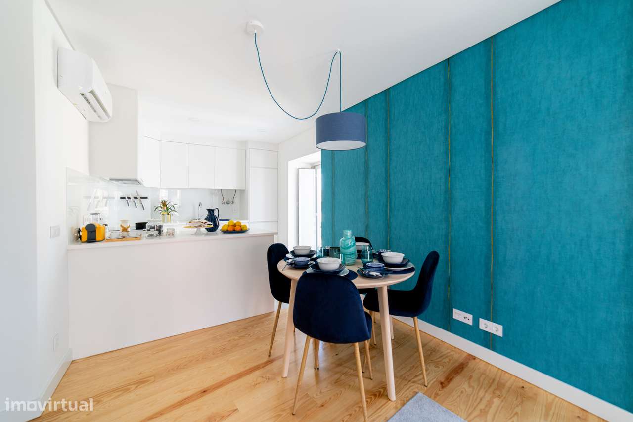 Apartamento T2 à venda no Largo Conde-Barão-16