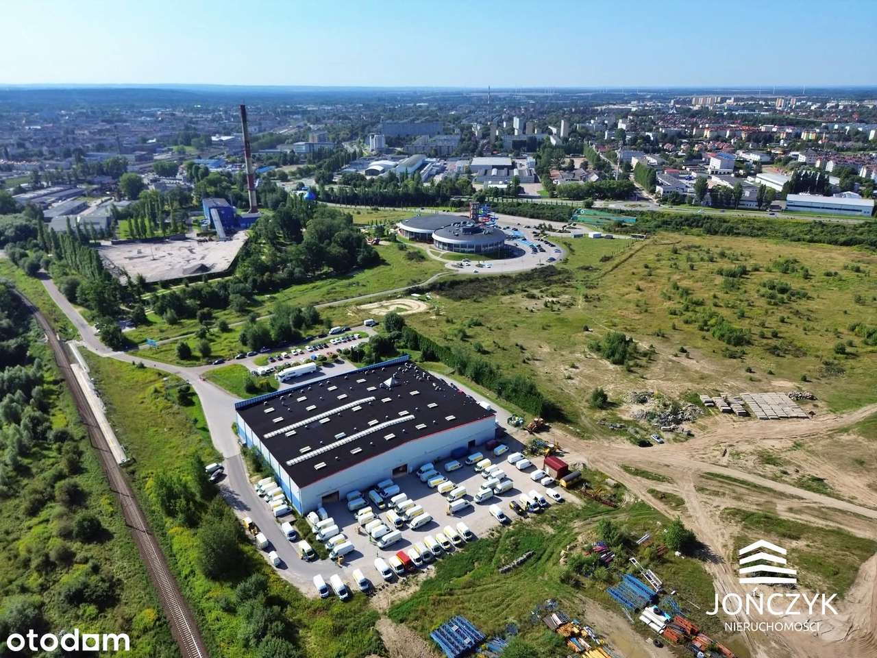 7 HA DZIAŁKI INWESTYCYJNEJ Z HALĄ MAGAZYNOWO-BIUROWĄ-2