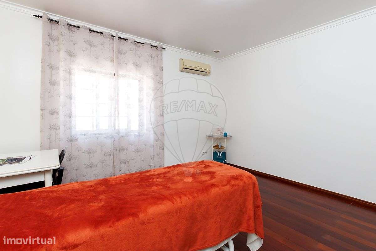 Moradia T4 para venda-31