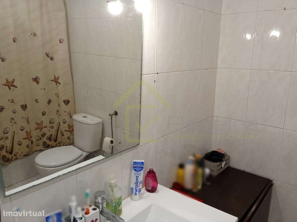 Moradia T3 +1 com espaço exterior e vista campo a minutos das Praias-16