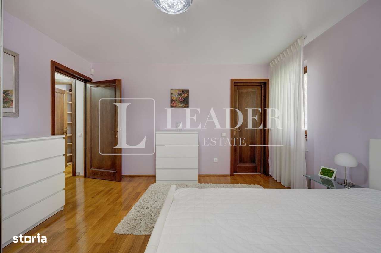 Vanzare vila consolidata si renovata | Parcul Circului-12