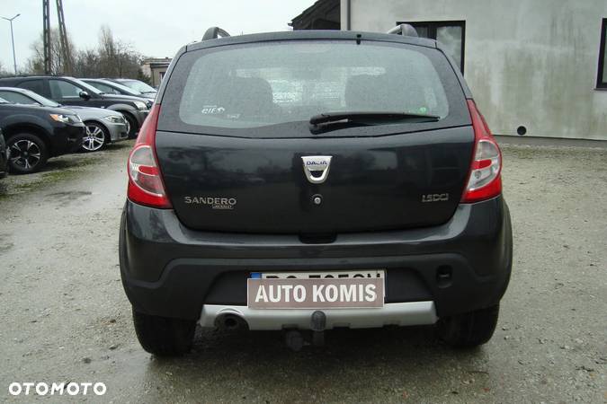 Dacia Sandero 1.5 dCi Stepway - 6