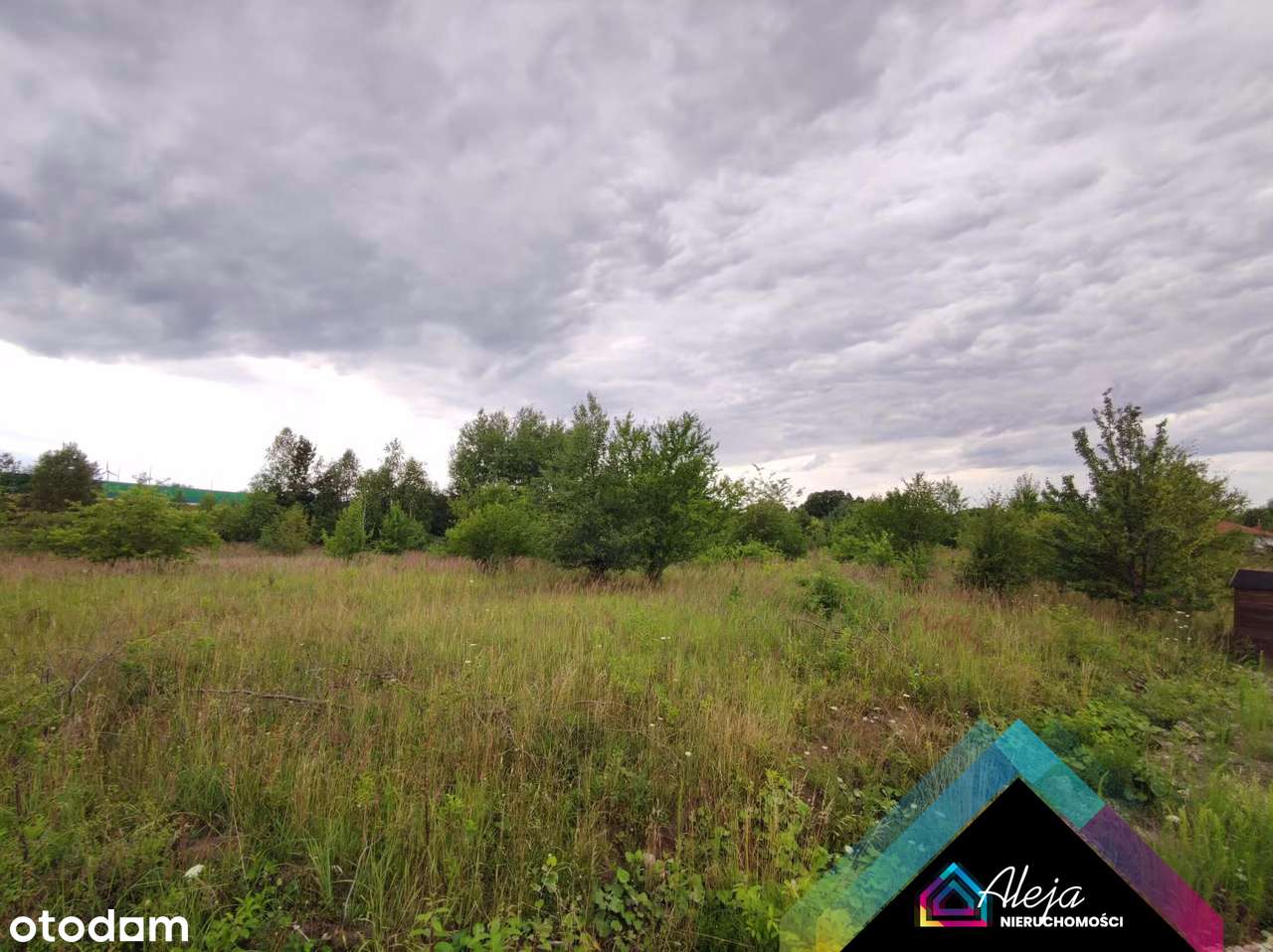 Działka inwestycyjna na terenie przemysłowym-6