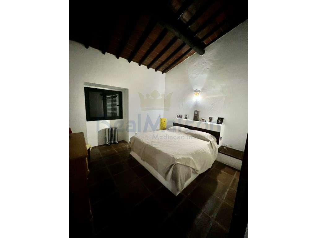 Vende-se Moradia T3 c/ Piscina em Vila Boim-22