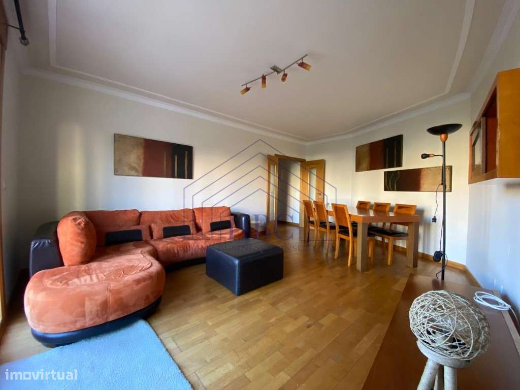 Apartamento T2 na Urbanização da Ribeirada - Para Arrendar - Grande imagem: 4/20