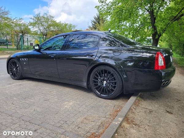 Maserati Quattroporte S - 17