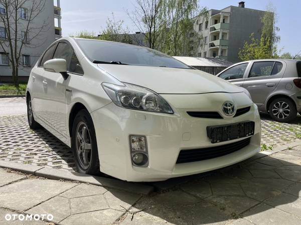 Toyota Prius (Hybrid) Comfort - 8