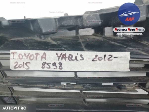 Grila centrala Toyota Yaris an 2012-2015 originala - 5