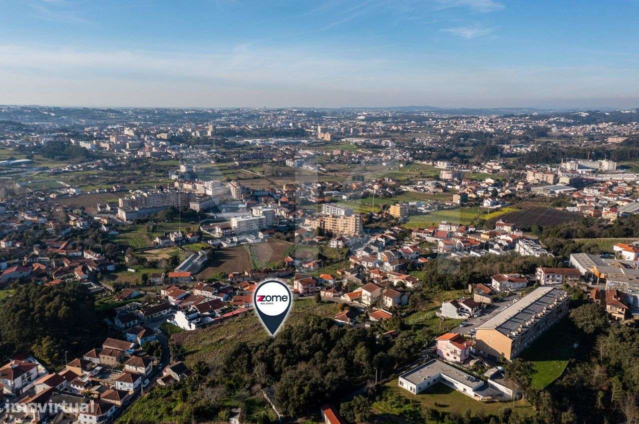 Quinta, com Moradia habitável e Terreno de 8744m² em Fânzeres-Gondomar-55