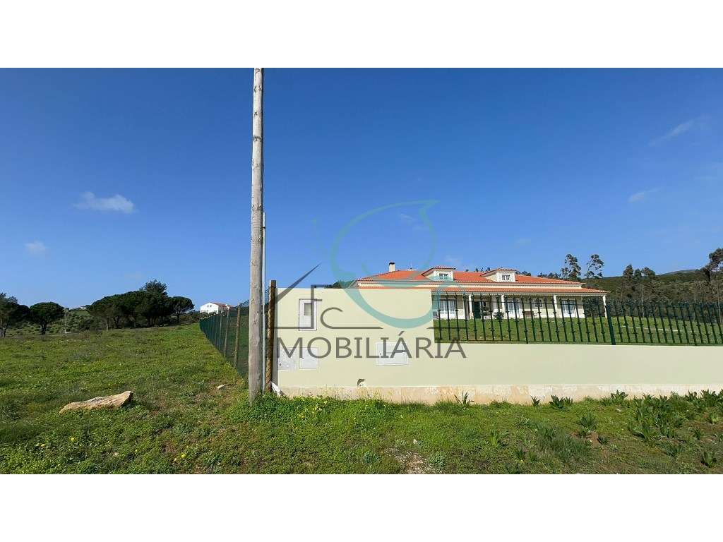 Moradia T4 com Vista para a Serra em Alenquer - Grande imagem: 4/59