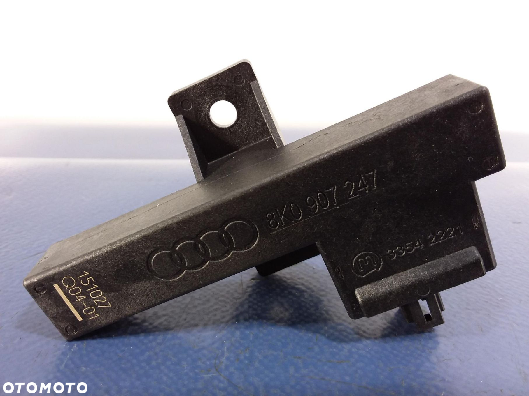 AUDI A6 C7 ANTENA KESSY KEYLESS 8K0907247 - 2