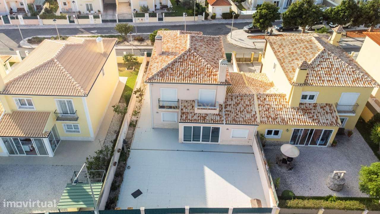 Moradia T4 na Urbanização Horta das Laranjeiras, Torres Vedras. - Grande imagem: 5/46