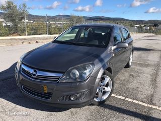 Opel Astra 1.6 T Cosmo