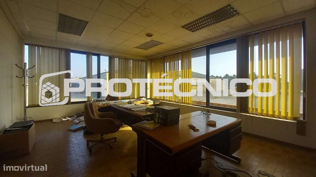 Armazém Industrial - 16.500m2 - Centro País-10