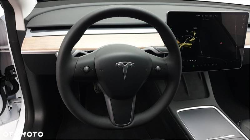 Tesla Model 3 Long Range RWD - 12