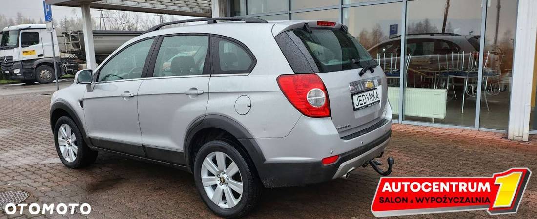 Chevrolet Captiva - 16