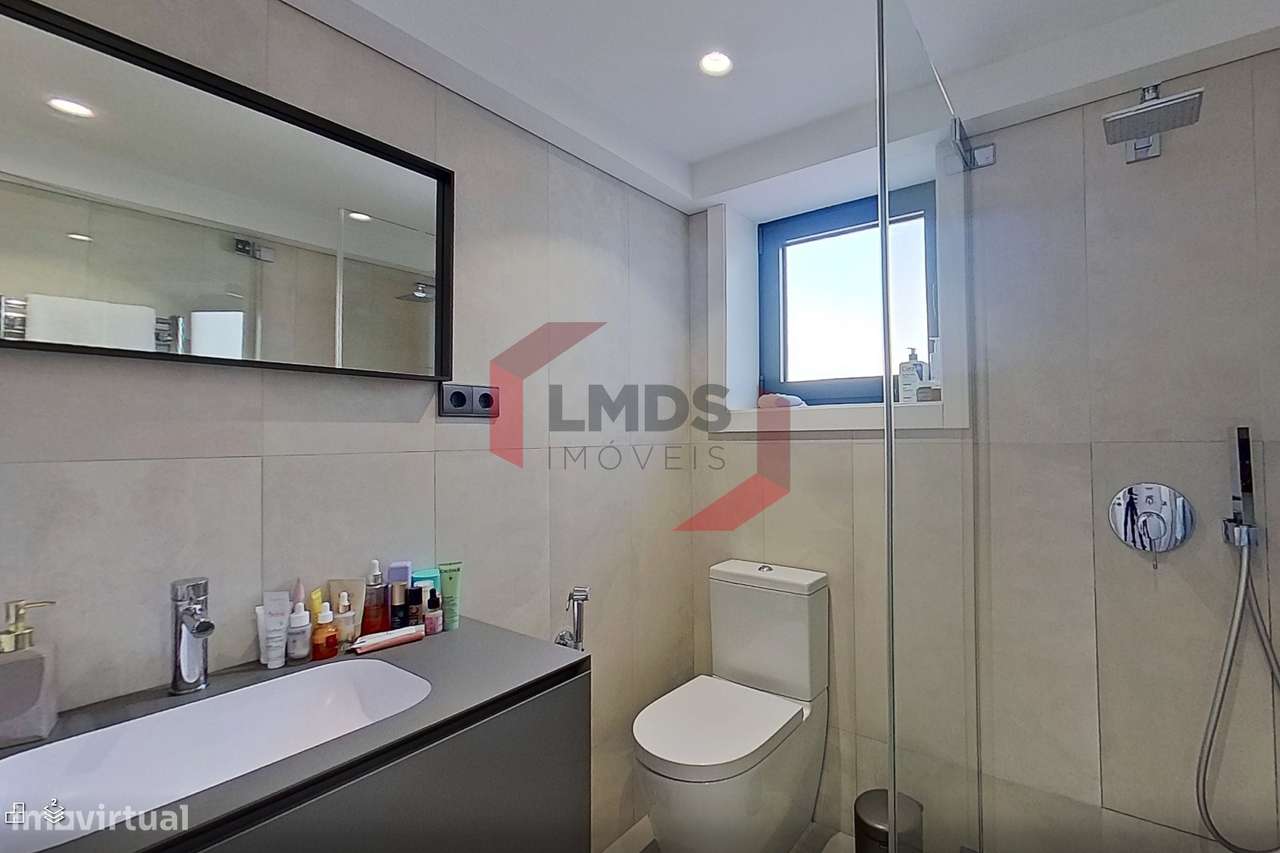 Moradia T3 - Renovada e Ampliada em 2018 – Serralves-24