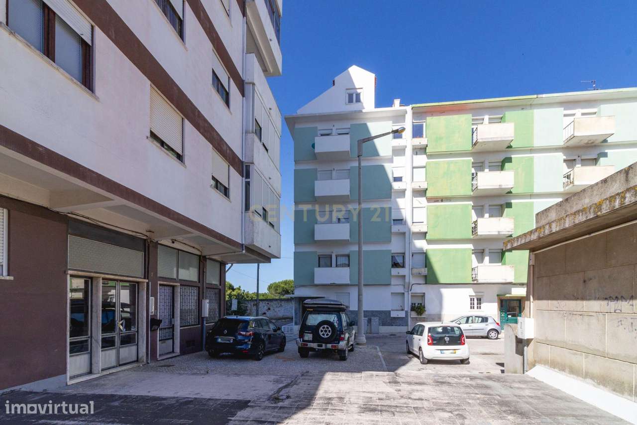 Apartamento T2 na Cova da Piedade com vista panorâmica de 180 graus-22