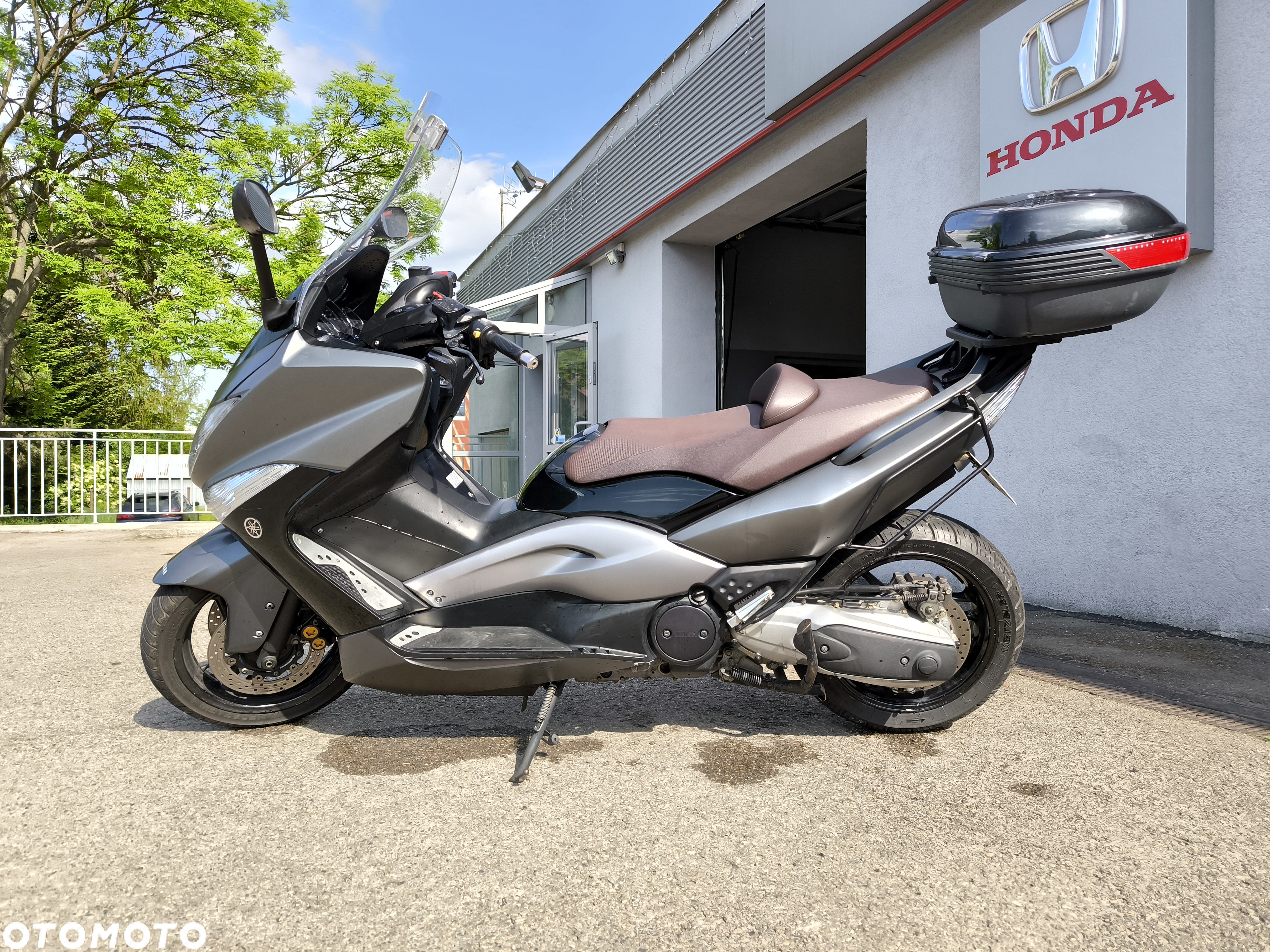 Yamaha Tmax - 5