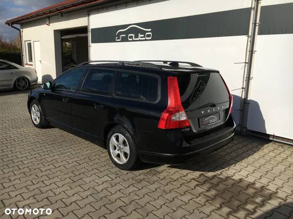 Volvo V70 - 4