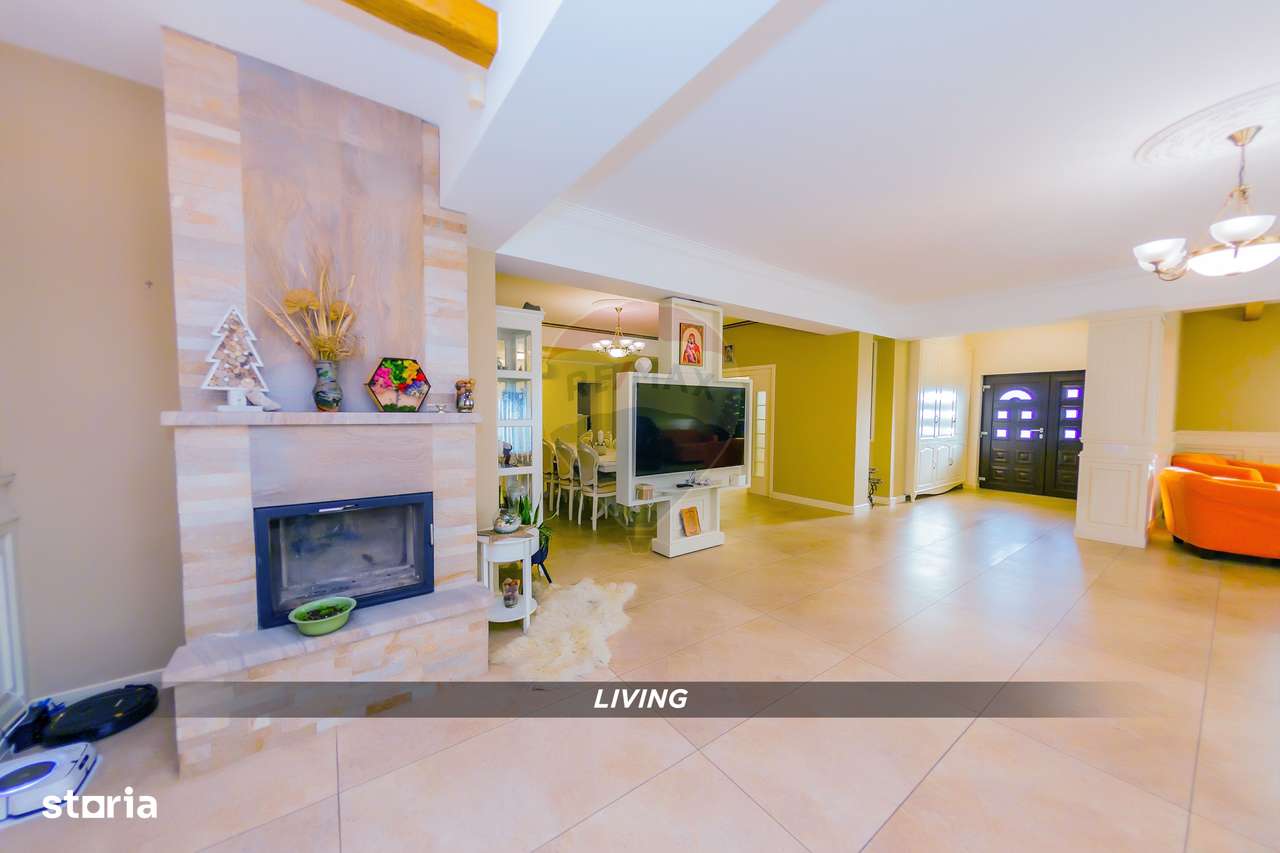 DE VANZARE proprietate exclusivista-7