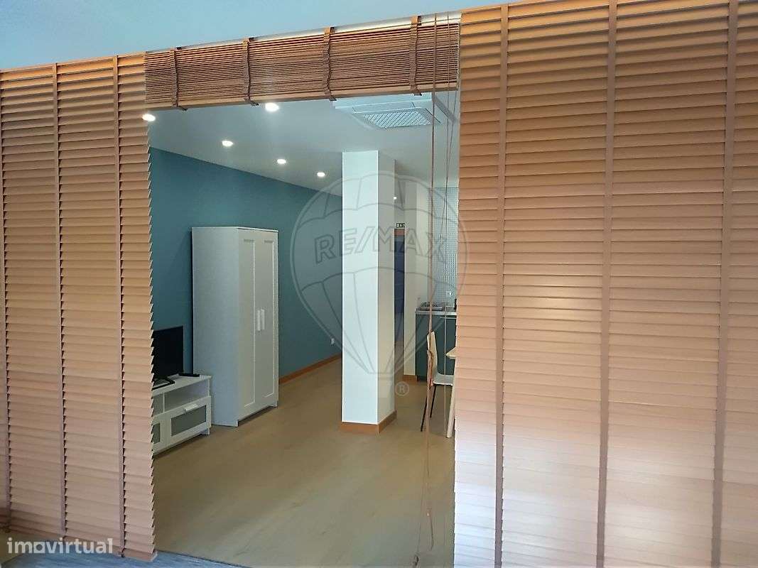 Estúdio T0 para arrendamento - Grande imagem: 5/17