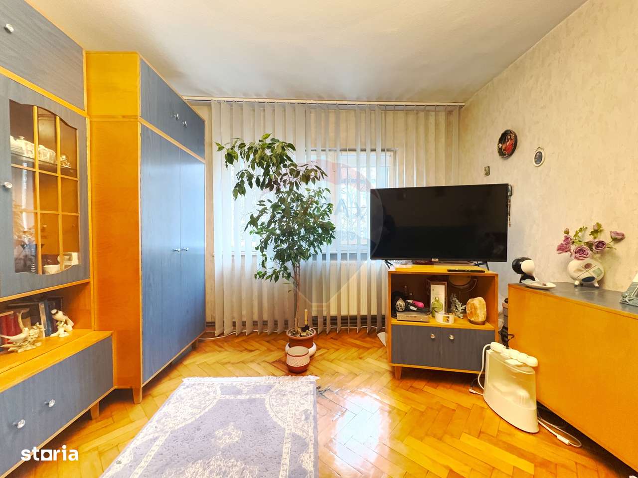 Apartament cu 3 camere, decomandat, pe strada Orșova - confort, eficie-6