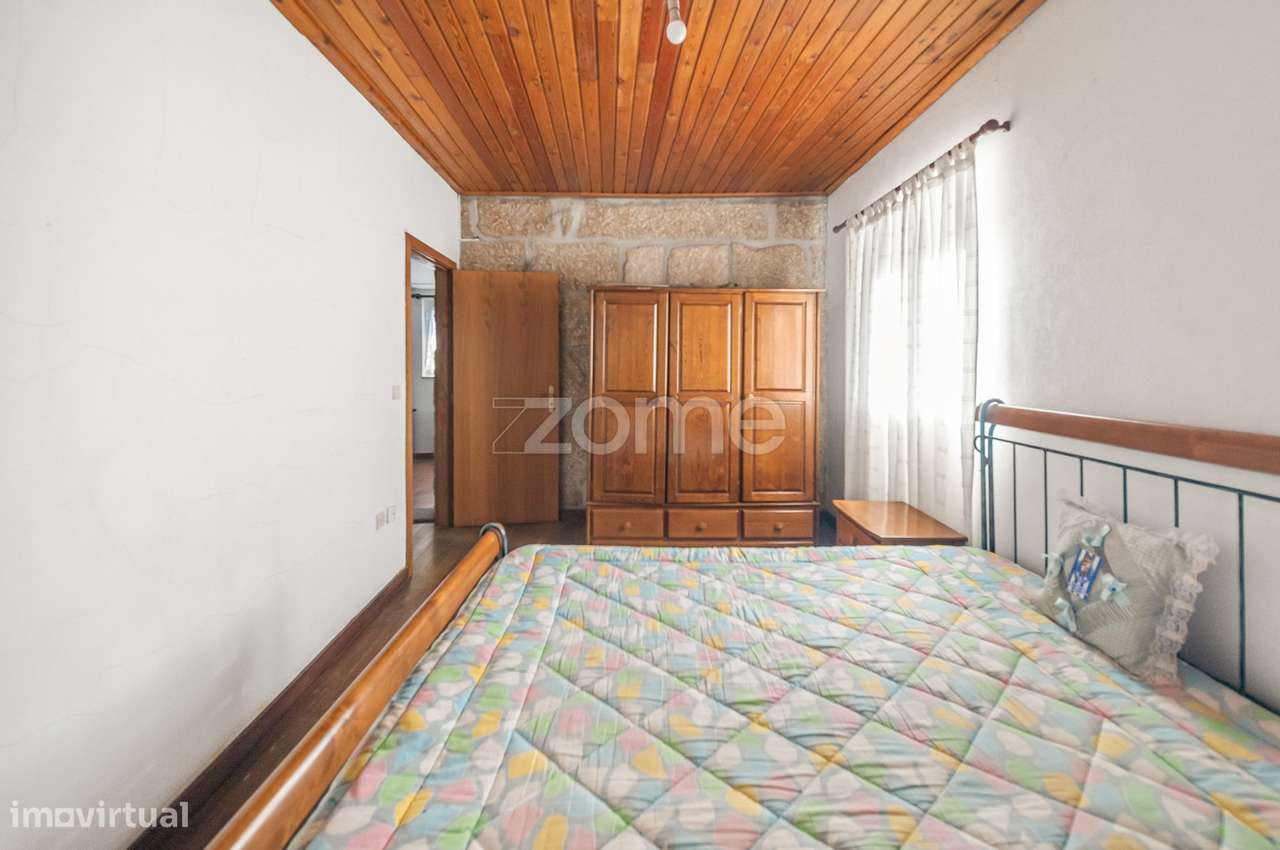 Moradia T4 para recuperar - Grande imagem: 5/21