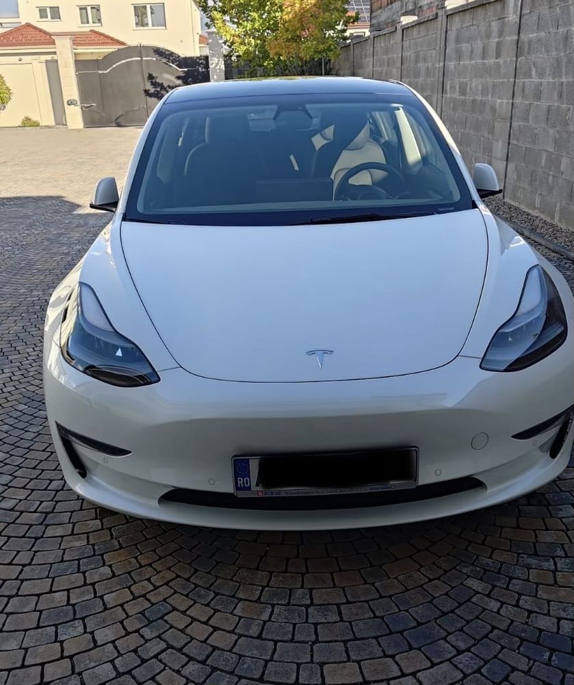Tesla Model 3 2021