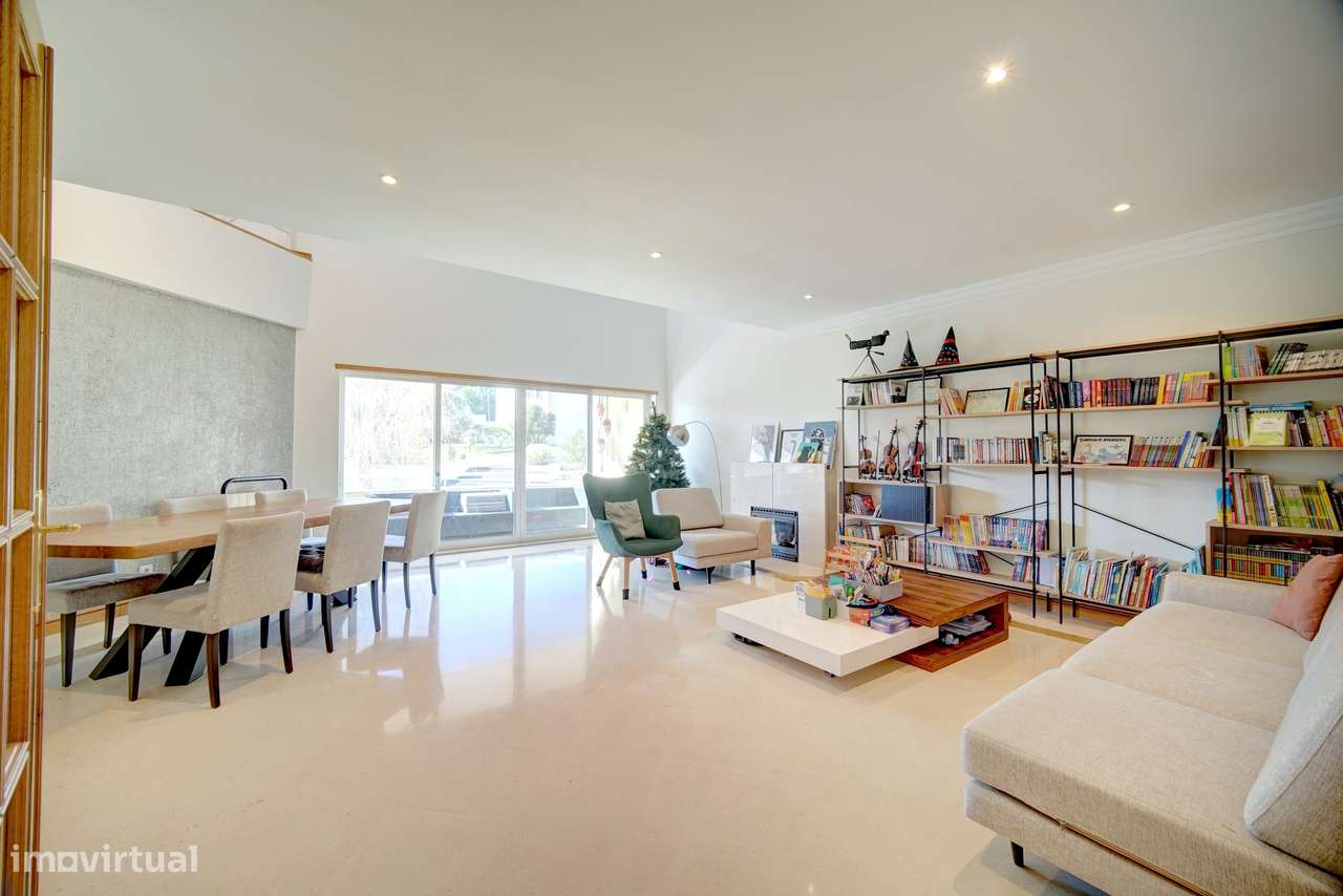 T3+1 Duplex em Bicesse - Grande imagem: 3/19