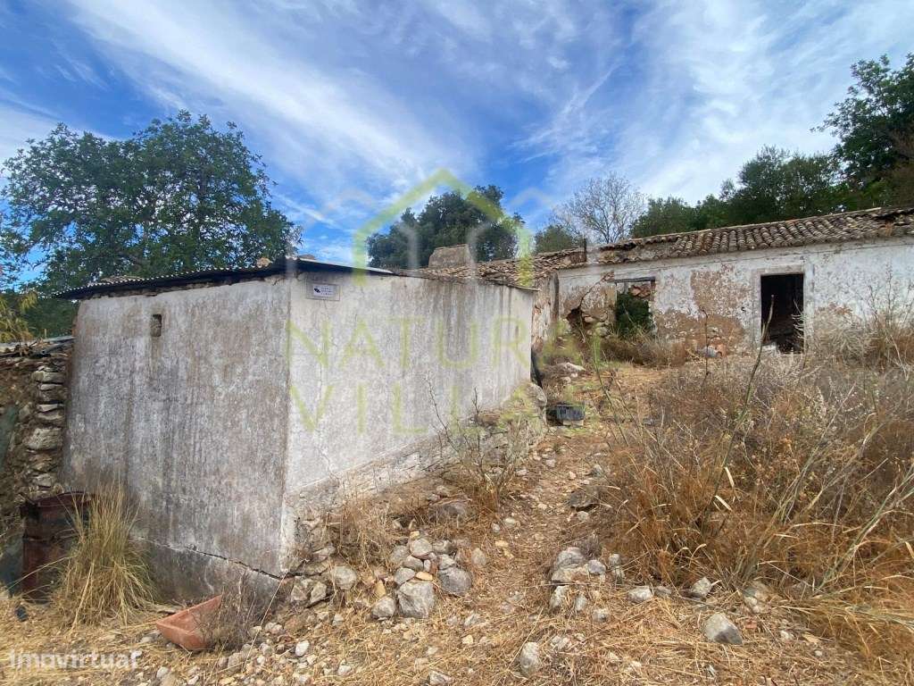Ruína com Vista Mar Panorâmica em Alcaria Cova, Estoi - Grande imagem: 2/10