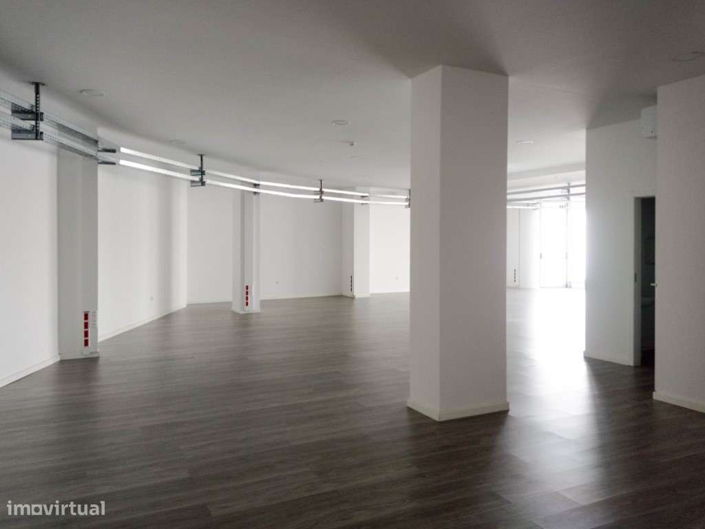 Loja em Braga com yield expectável de 7,5%! - Grande imagem: 3/17